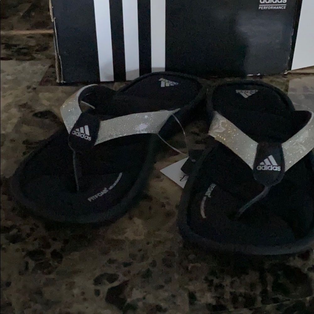 Adidas Girl sandals /Flip flops